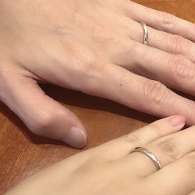 【TRECENTI(トレセンテ)の口コミ】 形状が付けやすいだけでなく、アレルギーが起きにくい素材とのことで、普…