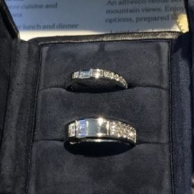 【ハリー・ウィンストン(Harry Winston)の口コミ】 ハリーウィンストンのゴージャスさがみてとれる、素敵なデザインの指輪で…