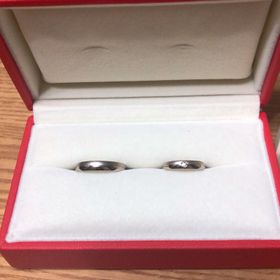 【REGALO(レガロ)の口コミ】 シンプルで大人の上品さに包まれたデザインで
シックな物を探していたので…