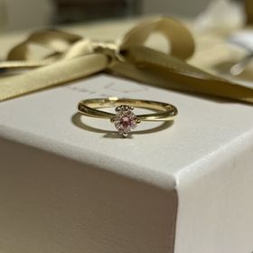 【HOSHI no SUNA 星の砂(ほしのすな)】の口コミ 元々持っているマリッジリングがシンプルで細めなデザインなのでエンゲージ...