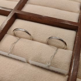 【TRECENTI(トレセンテ)の口コミ】 シンプルで綺麗なデザインと圧倒的な着け心地で決めました。
長くつけるも…