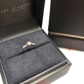 【ラザール ダイヤモンド(LAZARE DIAMOND)の口コミ】 ラザールさんは、指輪は選びで1番最初に見に行って、ダイヤモンドの輝きが…