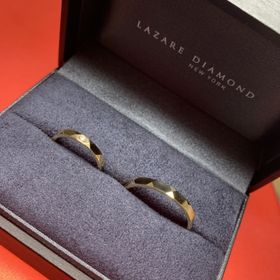 【ラザール ダイヤモンド(LAZARE DIAMOND)の口コミ】 周りと被らないデザインを探しており、パンフレットでドンピシャのデザイ…
