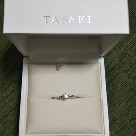 【TASAKI(タサキ)の口コミ】 4件ほど指輪を見ましたが、こちらの指輪が一番自分の指にしっくりときまし…