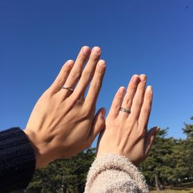 【銀座ダイヤモンドシライシの口コミ】 ストレートなリングのデザインよりも、ひねり(ねじれ)の入ったデザインが…