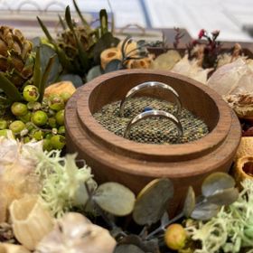 【鎌倉彫金工房の口コミ】 二人の好みにあうデザイン、普段の使い心地
プラチナを選択したのは、時間…