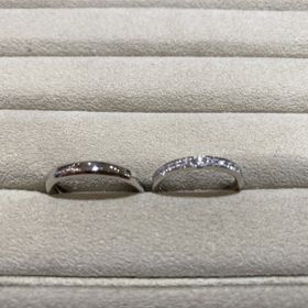 【TRECENTI(トレセンテ)の口コミ】 普通のエタニティリングというよりかは、一捻りしたものが欲しかったので…