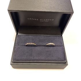 【ラザール ダイヤモンド(LAZARE DIAMOND)の口コミ】 鍛造の指輪を探していましだが、鍛造だとなかなかいいデザインのものがあ…