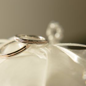 【銀座ダイヤモンドシライシの口コミ】 プラチナとピンクゴールド２色が組み合わさったものがよく探していたので…