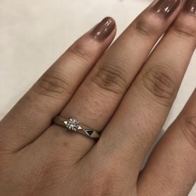 【ブシュロン(BOUCHERON)の口コミ】 ファセットというダイヤモンドのカットのようなデザインのデザインライン…