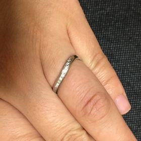 【エクセルコダイヤモンド(EXELCO DIAMOND)の口コミ】 婚約指輪と重ね付けできる指輪が欲しくて、県外まで行くなど多くのお店を…
