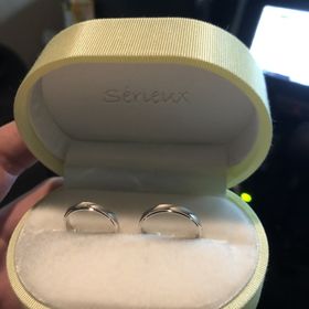 【Serieux(セリュー)の口コミ】 ２本目の指輪で記念日用だったので、あまり高過ぎず、デザインの良い物で…