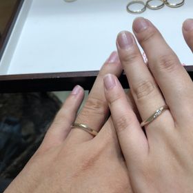 【杢目金屋(もくめがねや)の口コミ】 もともとウェーブの指輪を探しており、試着した月桜は他の店より指が綺麗…
