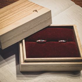 【ichi(イチ)の口コミ】 フルオーダーも可能だと思いますが、
ベースとなる商品をカタログ、実品か…