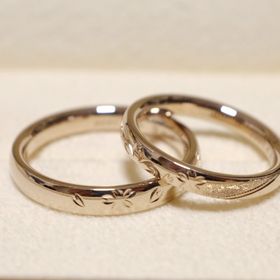 【TANZO.(鍛造指輪)の口コミ】 鋳造ではなく、１つ１つ職人の手で作られており世界に１つだけの指輪を作…