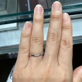 【アイプリモ(I-PRIMO)の口コミ】 私は指が短くふっくらしているのですが、V字になっているので、ストレート…