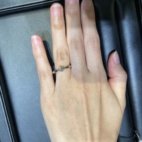 【ラザール ダイヤモンド(LAZARE DIAMOND)の口コミ】 本当にダイヤモンドがきれいです。ダイヤモンド一つ一つ箱から取り出して…