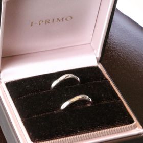 【アイプリモ(I-PRIMO)の口コミ】 ウェーブのデザインが2人とも気に入り、決めました！
ダイヤモンドも日常…