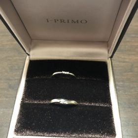 【アイプリモ(I-PRIMO)の口コミ】 他の人が持ってないような形の指輪がを探していました。アイプリモさんに…