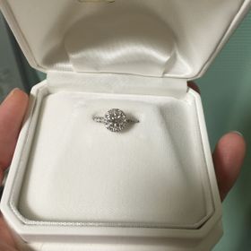 【WATANABE / 卸商社直営　渡辺の口コミ】 彼女が取り巻きタイプに指輪を欲しがってたので、デザインは決めてました…