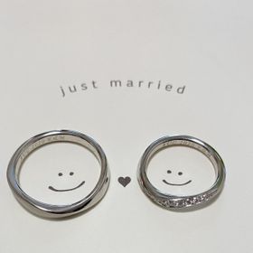 【アイプリモ(I-PRIMO)の口コミ】 沢山あるデザインや色のバリエーションから自分たちの指に合う指輪を納得…