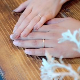 【THREE TREES(スリーツリーズ)の口コミ】 デザインを自分で決める事がでたため。
また、プロの指導のもと指輪作成が…