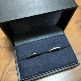 【ラザール ダイヤモンド(LAZARE DIAMOND)の口コミ】 シンプルなストレートだけど、キラキラしている指輪がほしいと思って探し…