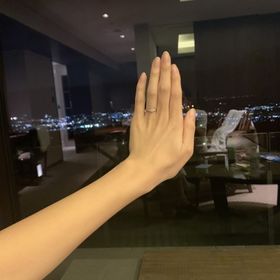 【アイプリモ(I-PRIMO)の口コミ】 デザインが素敵で一目惚れでした！！
ダイヤのカラットがいろんな種類があ…