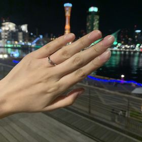 【ラザール ダイヤモンド(LAZARE DIAMOND)の口コミ】 指輪をつけたときの感じがイメージとピッタリはまったことが一番の決め手…