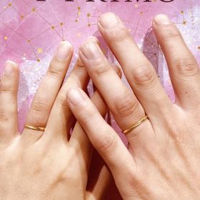 【アイプリモ(I-PRIMO)の口コミ】 ゴールドの指輪を探していて、いろいろ試着したのですが、このヒュアデス…