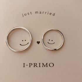 【アイプリモ(I-PRIMO)の口コミ】 婚約指輪をアイプリモさんのものをいただいて、
すごく可愛かったので、結…