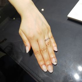 【俄(にわか)の口コミ】 流れるようなデザインと、どうしてもダイヤモンドのキラキラは欲しかった…