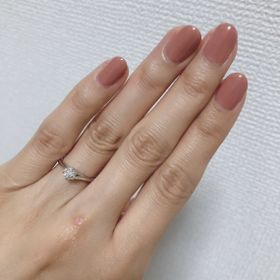 【銀座ダイヤモンドシライシの口コミ】 指や手への馴染みがよかったです。リングの細さや丸みも綺麗で、ダイヤモ…