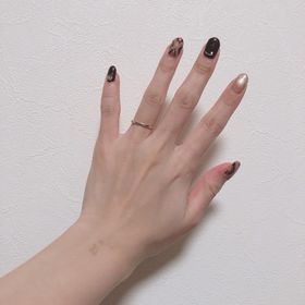 【THE KISS(ザ・キッス)の口コミ】 毎日着ける指輪なので、元々シンプルなデザインが欲しいと思っていました…