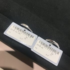 【TRECENTI(トレセンテ)の口コミ】 指輪の幅が細く着用感が圧迫感が少なく楽だったのと、スッキリ見えて指が…