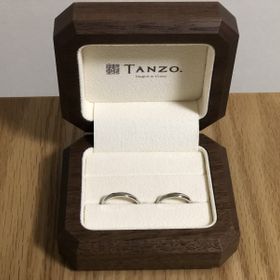 【TANZO.(鍛造指輪)の口コミ】 登山が趣味の二人。沢登り岩登り寒暖風雨の厳しい山でこれからの人生共に…
