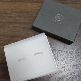 【renri(レンリ)の口コミ】 入籍後に指輪を探していた所上司の勧めでHPを拝見致しました。コロナ禍で…