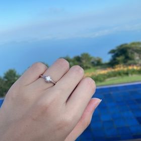 【銀座ダイヤモンドシライシの口コミ】 彼にサプライズでダイヤモンドをいただいて、デザインを一緒に選ぶという…