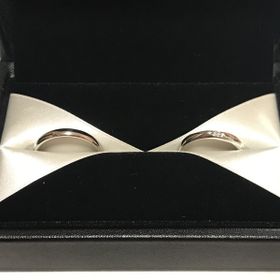 【エクセルコダイヤモンド(EXELCO DIAMOND)の口コミ】 婚約指輪としてもらったのがリュミエトゥールでした。リュミエトゥールの…