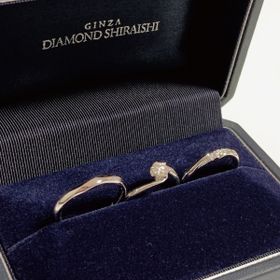 【銀座ダイヤモンドシライシの口コミ】 とてもつけ心地が良く、ダイヤモンドも上品で一目惚れです。つけた時の第…
