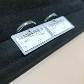 【TRECENTI(トレセンテ)の口コミ】 内甲丸のリングで付け外しがし易い。付けた時の指輪の違和感が全くなく指…