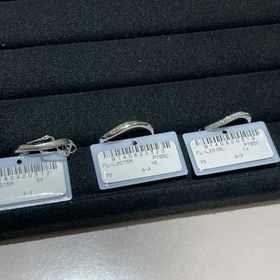 【TRECENTI(トレセンテ)の口コミ】 女性用はしなやかでダイヤモンドがたくさんついているのに主張しすぎない…