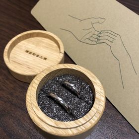 【鎌倉彫金工房の口コミ】 2人で同じデザインにしたいけれどシンプルなものが良くて。でもお店のもの…