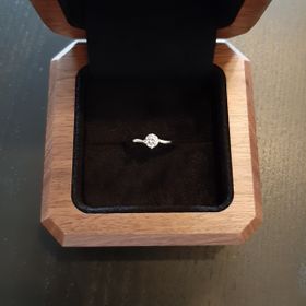 【TANZO.(鍛造指輪)の口コミ】 別のお店で購入したマリッジリングに合わせて、義母から受け継いだダイヤ…