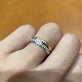 【YUKIZAKI BRIDAL(ユキザキブライダル)の口コミ】 結婚指輪のデザインをたくさん見た中でも凄くお気に入りの指輪を見つける…