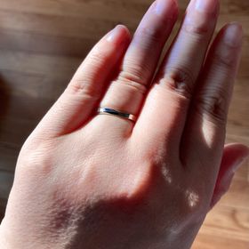 【アイプリモ(I-PRIMO)の口コミ】 元々ダイヤモンドが付いていないシンプルなデザインを探していましたが、…