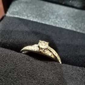 【ラザール ダイヤモンド(LAZARE DIAMOND)の口コミ】 私から特定のブランドやデザインは言っていません(むしろ婚約指輪はいらな…