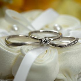 【4℃ BRIDAL(ヨンドシーブライダル)の口コミ】 プロポーズされてから一緒にお店に行きました。素敵な接客のもと、とても…