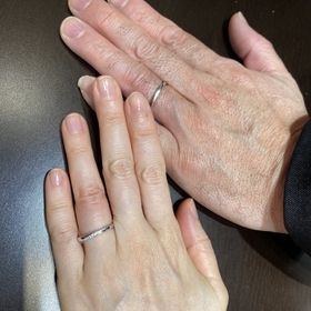 【TRECENTI(トレセンテ)の口コミ】 婚約指輪との重ね付けをしたいという希望をお伝えし、担当の方が似合うデ…
