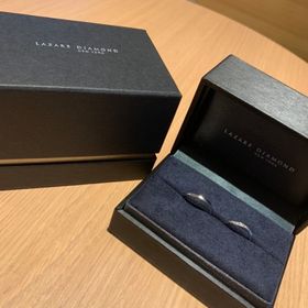 【ラザール ダイヤモンド(LAZARE DIAMOND)の口コミ】 貰った婚約指輪がウェーブタイプだったので、ウェーブの指輪で婚約指輪と…